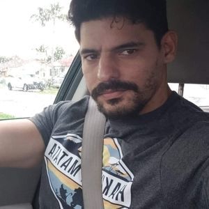 Meet your Posher, Jose francisco